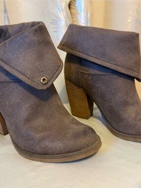 Sbicca Fold-Over Suede Ankle Booties in Brown